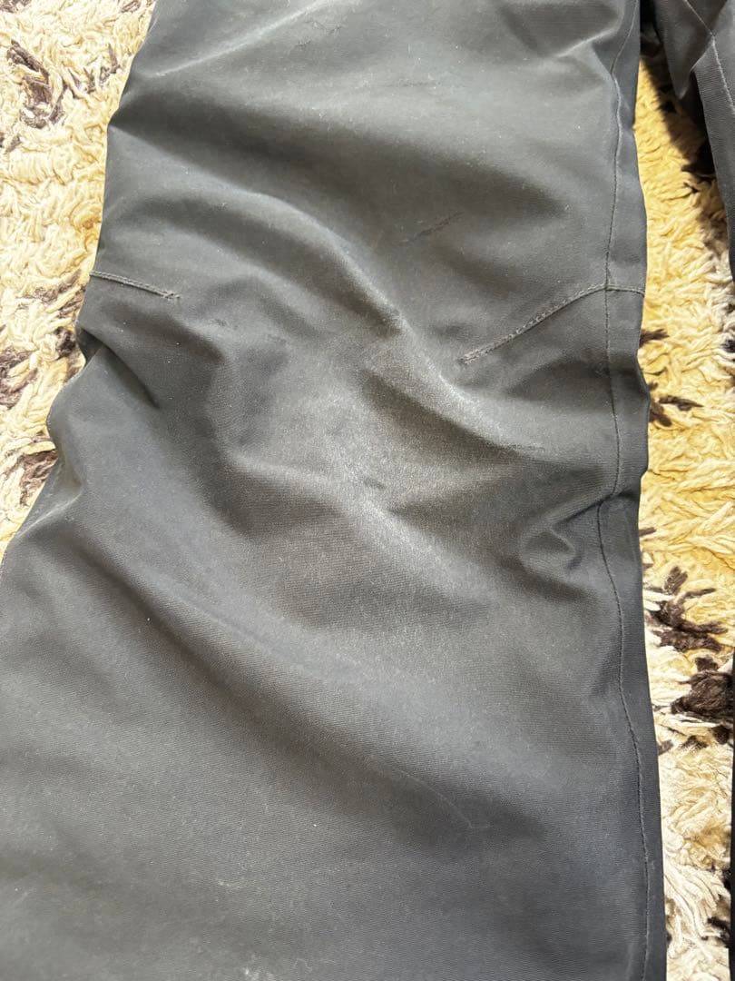 Burton スノーボードウエアー　S 上下セット