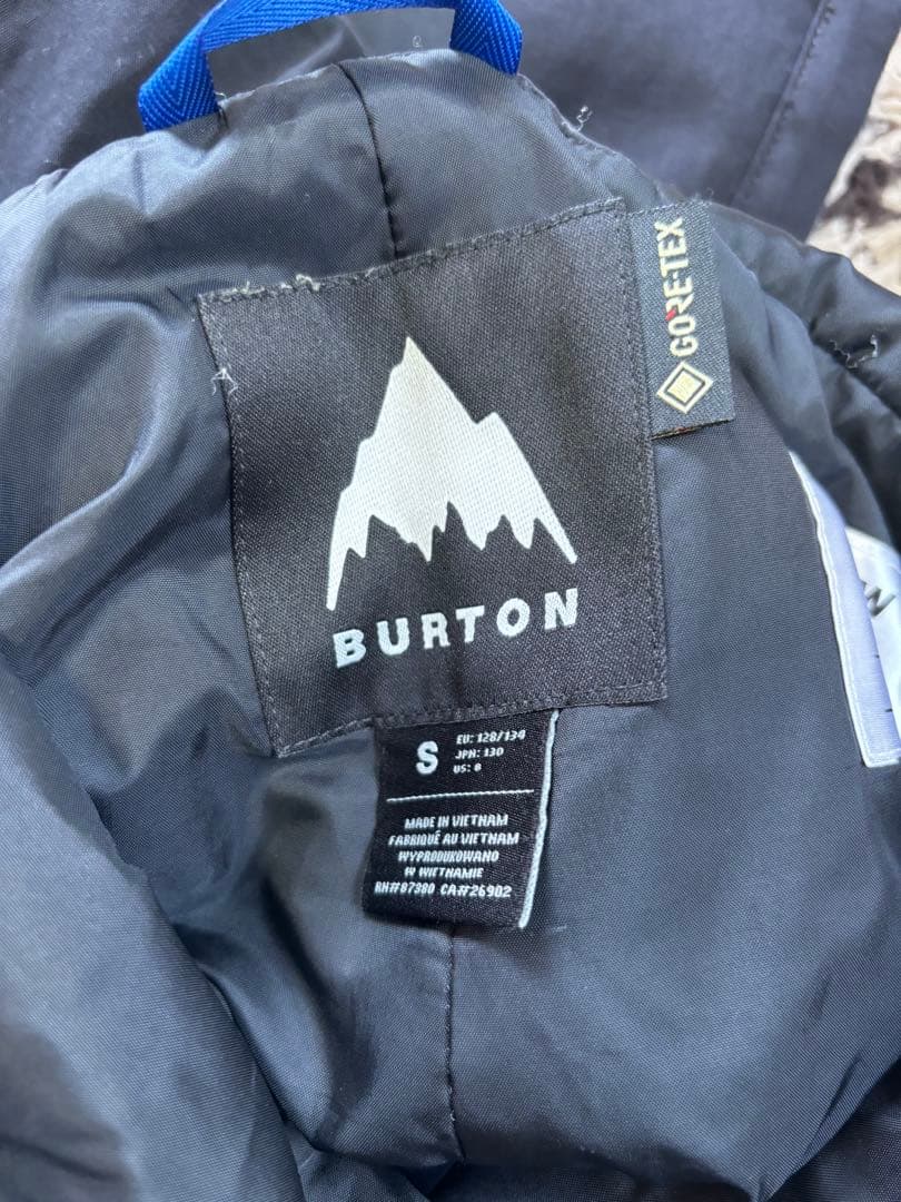Burton スノーボードウエアー　S 上下セット