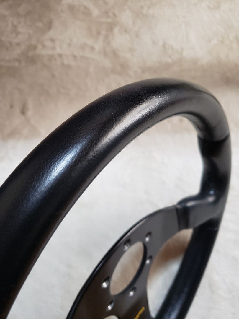 MOMO race ステアリング モモレース 約Φ35