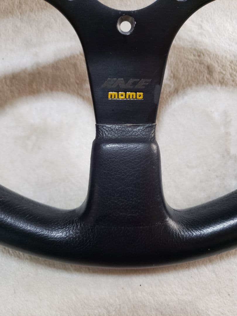MOMO race ステアリング モモレース 約Φ35