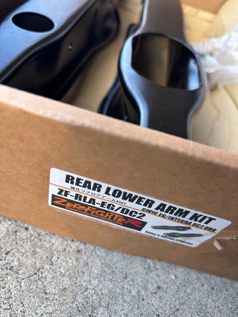 ゼロファイター　eg6 リアロアアーム　シビック
