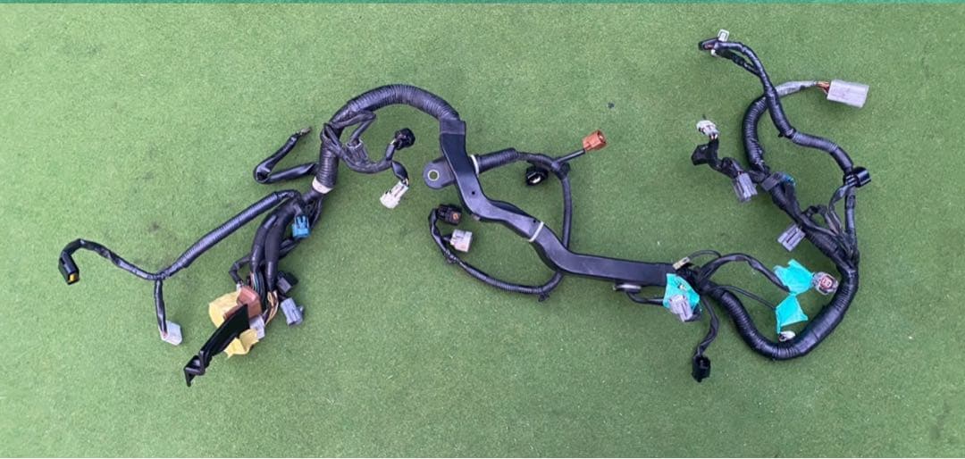 スバル　インプレッサ スポーツ GDA WRX エンジン ハーネス