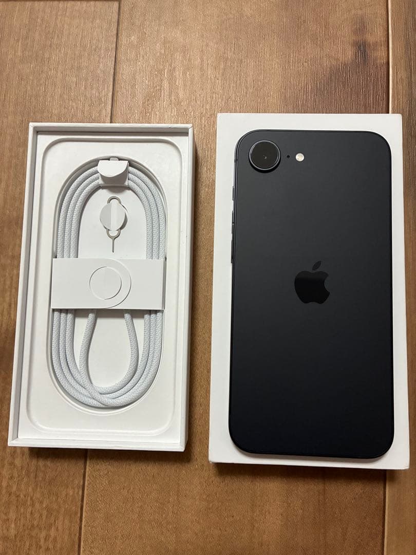 iPhone16e 新品未使用　SIMフリー