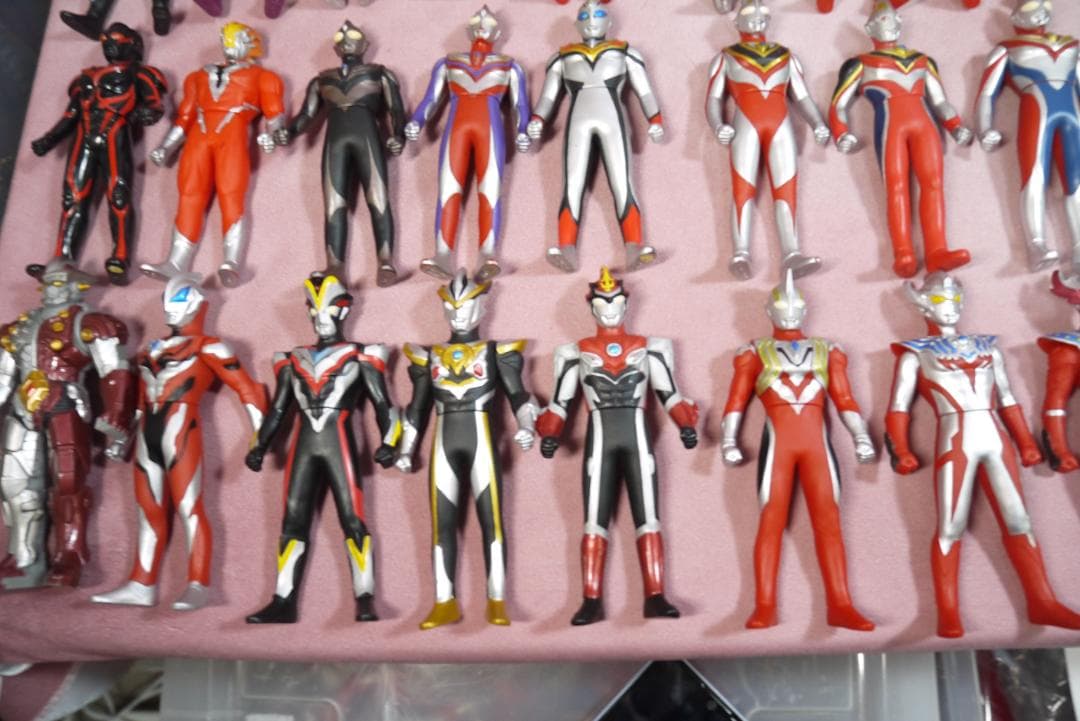 ウルトラヒーローシリーズ500　ウルトラ怪獣シリーズ500　ソフビ　77体