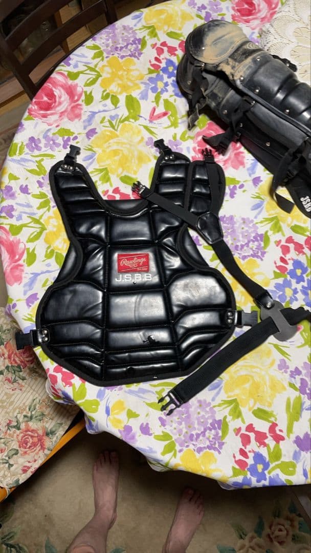 キャッチャー用プロテクター JB8.8 大人用 黒