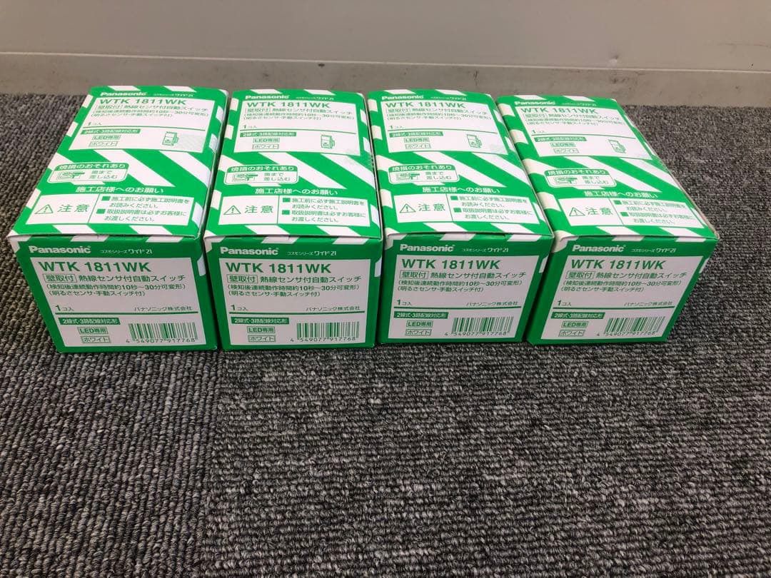 パナソニック　熱線センサ付自動スイッチ　【WTK1811WK 】 4個セット