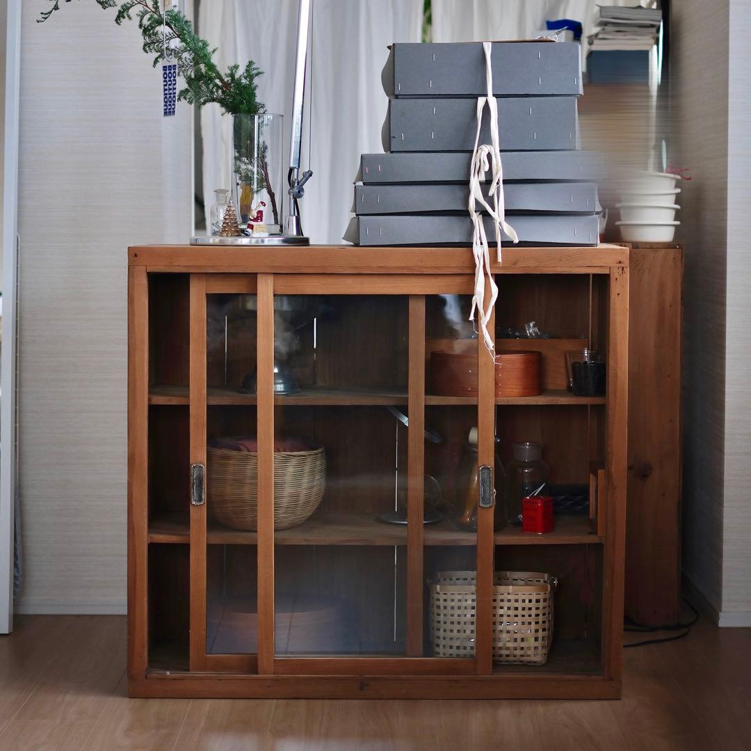 古家具 / アンティークガラス戸棚 / 無垢材①