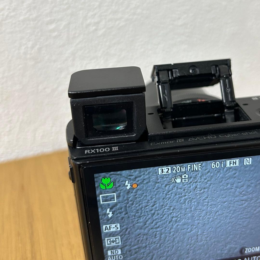 デジタルカメラ Cyber-shot RX100 III DSC-RX100M3