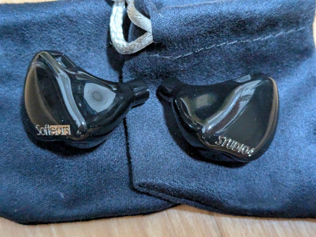 イヤホン Softears Studio4