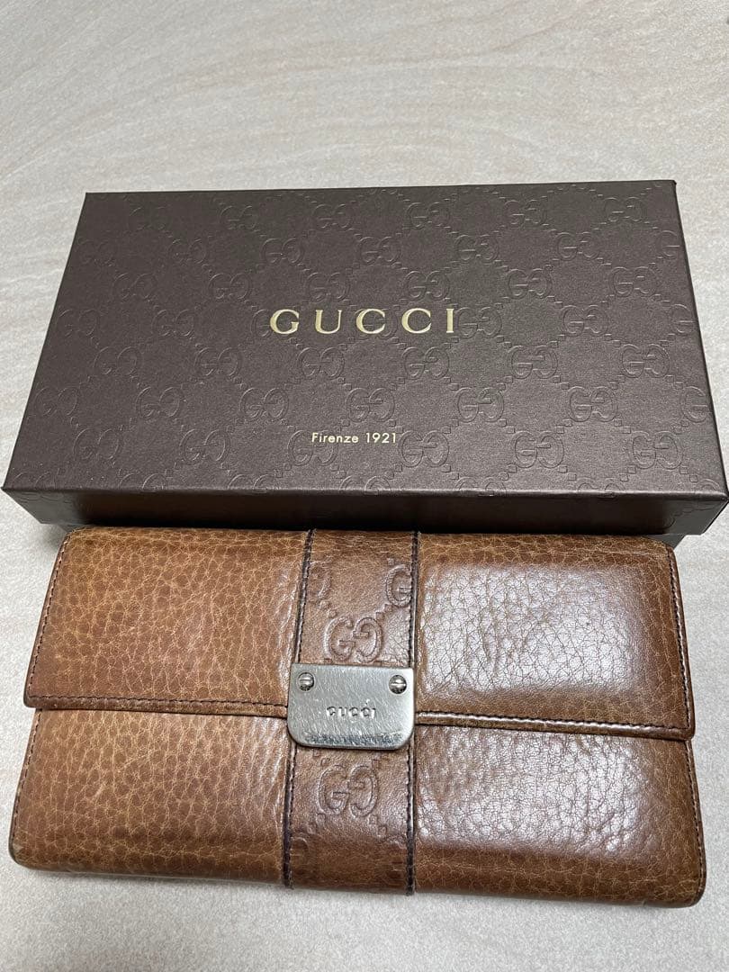 GUCCI ブラウンレザー長財布