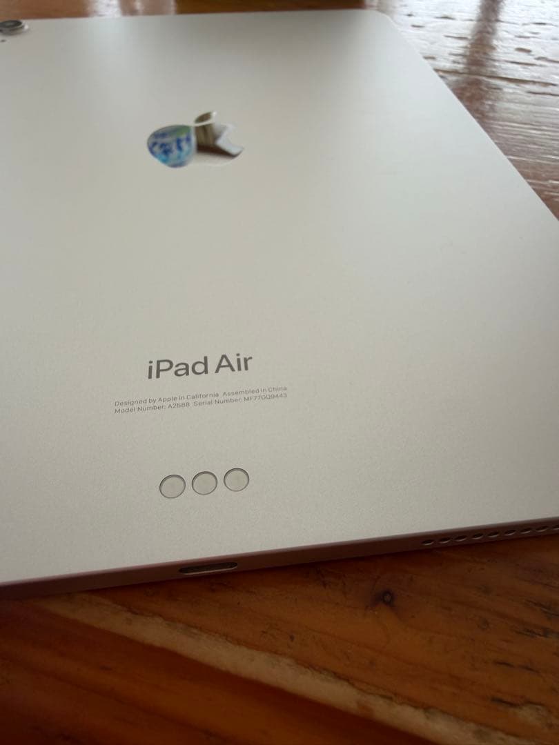 iPad Air (第5世代) Wi-Fi 64GB Starlight