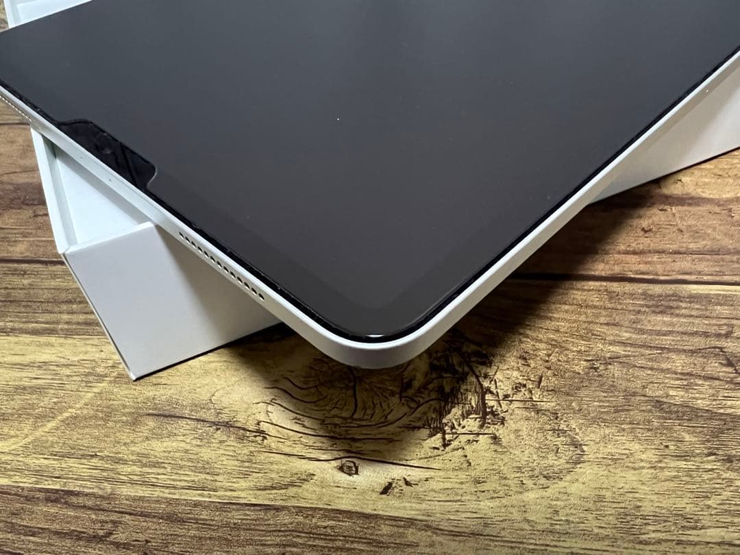 【美品】iPad Pro 2020 第二世代　256GB Wi-Fiモデル