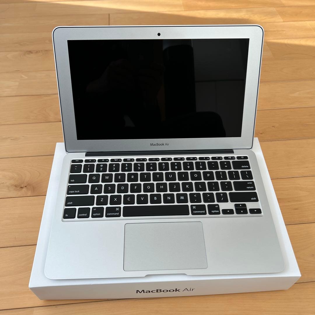 MacBook本体 MacBook Air 11 inch 2013