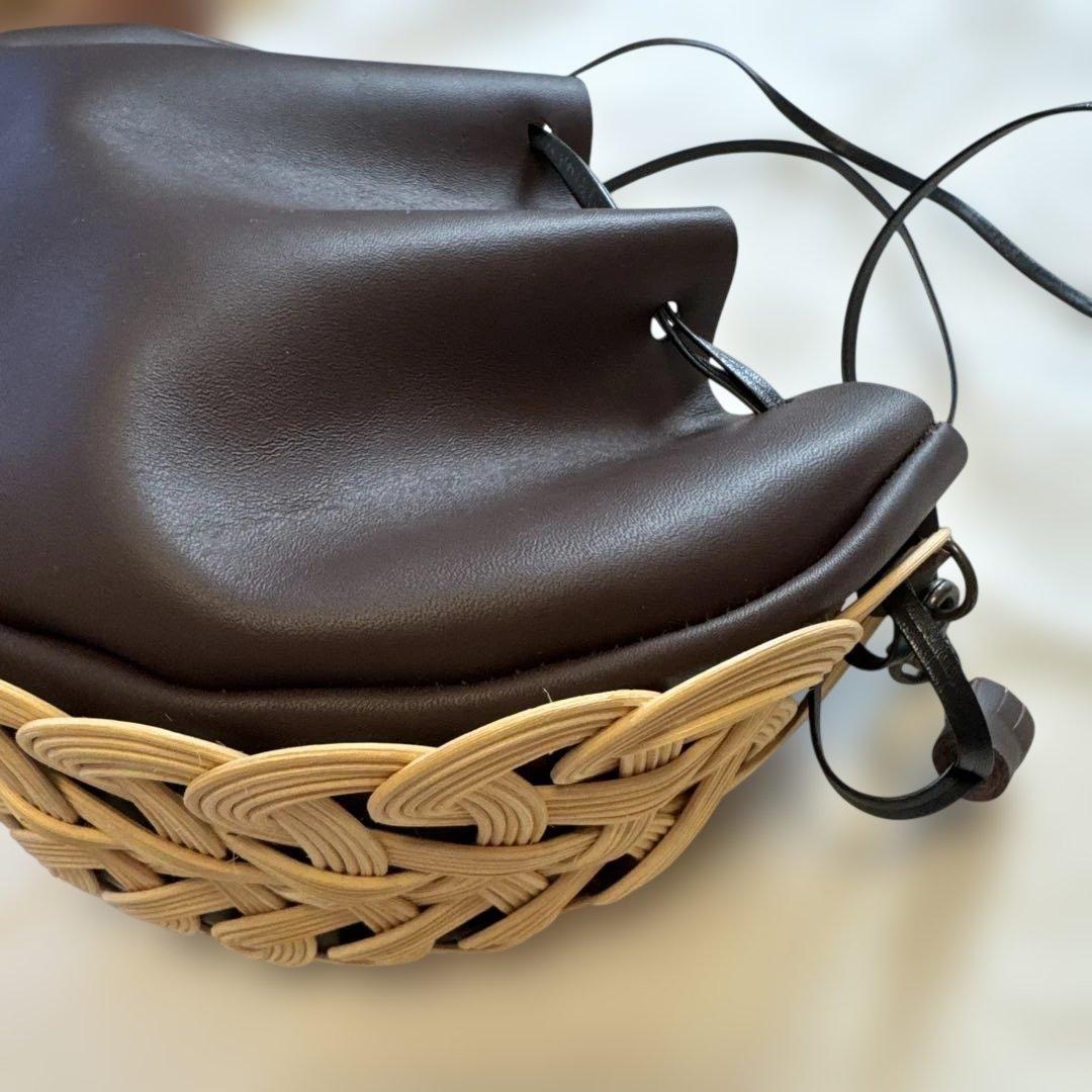 msnomムスノム　ブラウンラタンバッグ