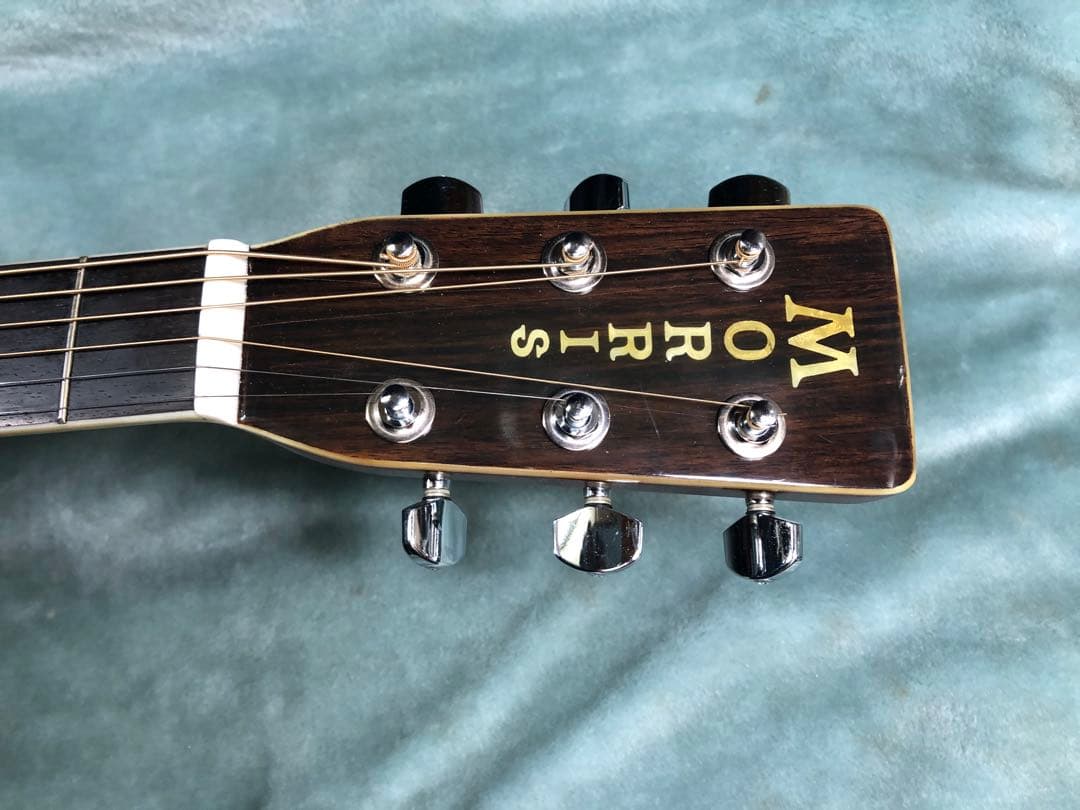 Y*I様 70年代　モーリス　F-30 縦ロゴ