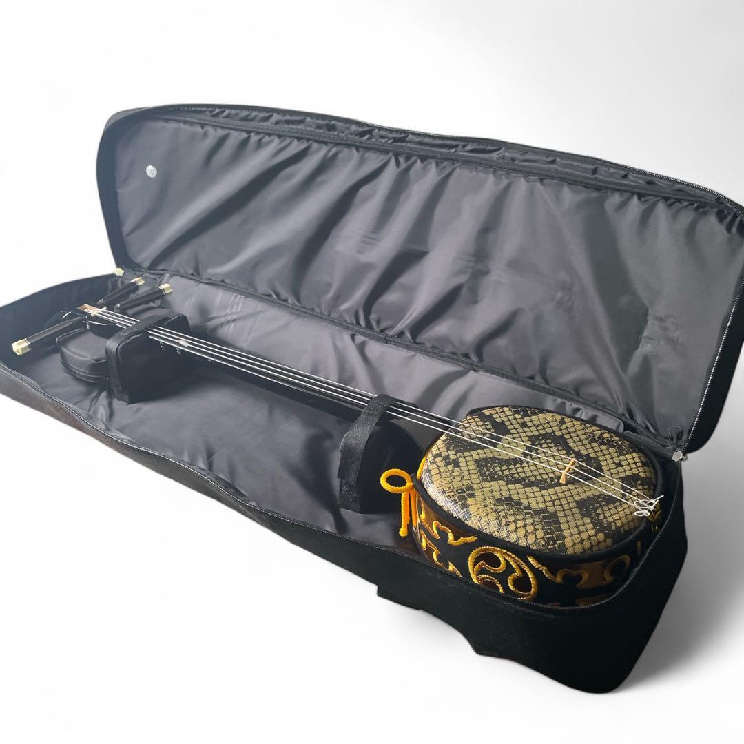 沖縄三線　三線　ソフトケース付き　人工皮　蛇柄