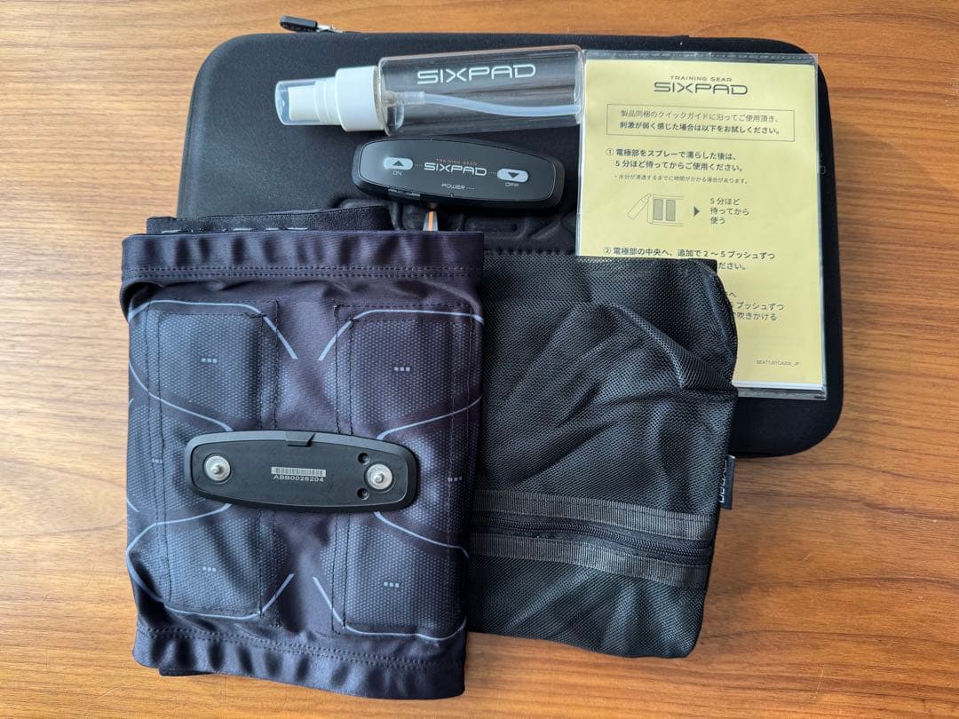 シックスパッド　パワースーツライト　Mサイズ