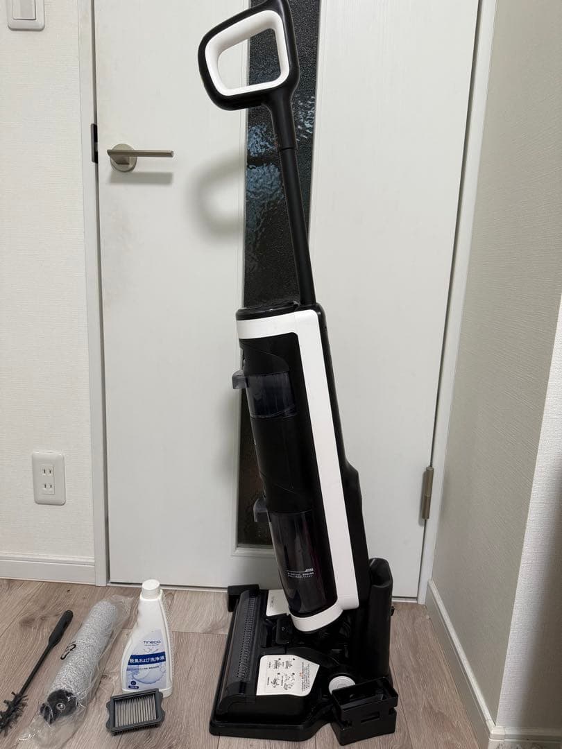Tineco キャニスター掃除機 本体と付属品