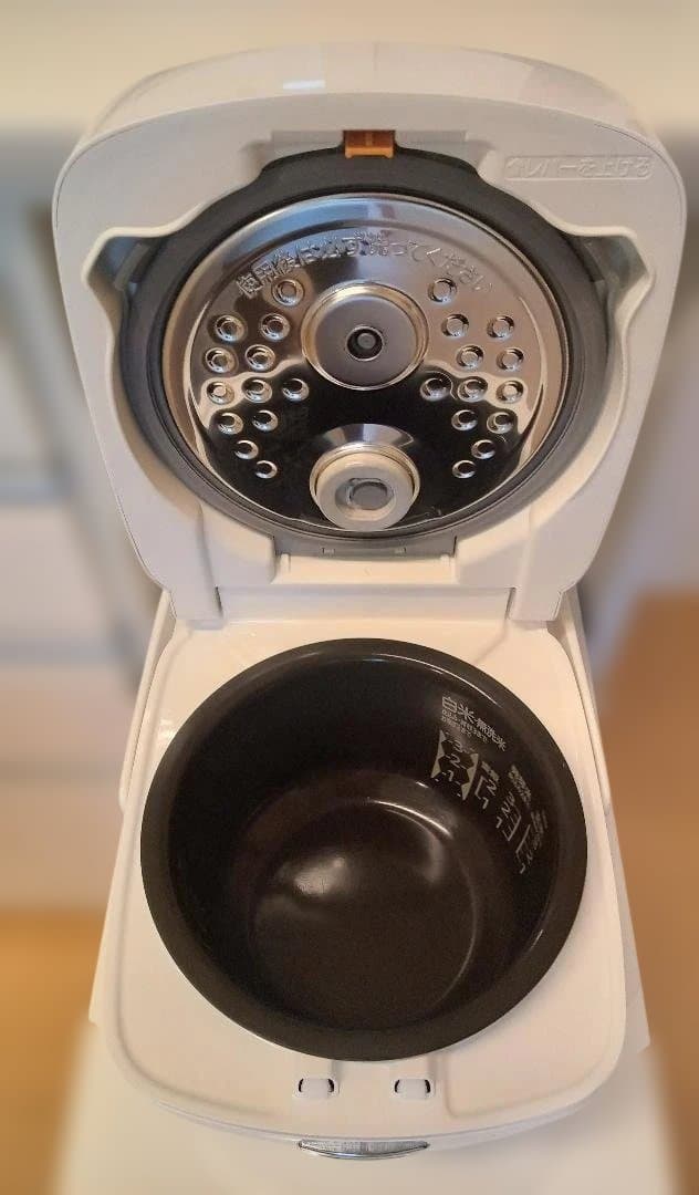 三菱IHジャー炊飯器 NJ-SEB06-W (3.5合炊き)