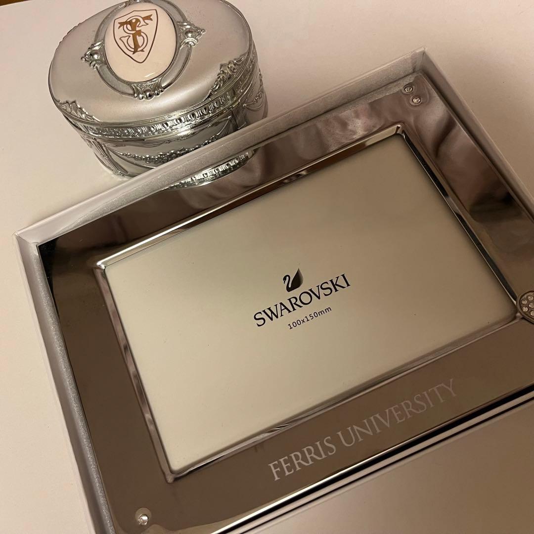 フェリス女学院大学卒業記念品　シルバーオオノ　スワロフスキー