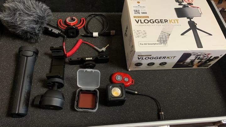 マイク自撮り棒 RODE VLOGGERKIT スマホにセット&接続可能高性能