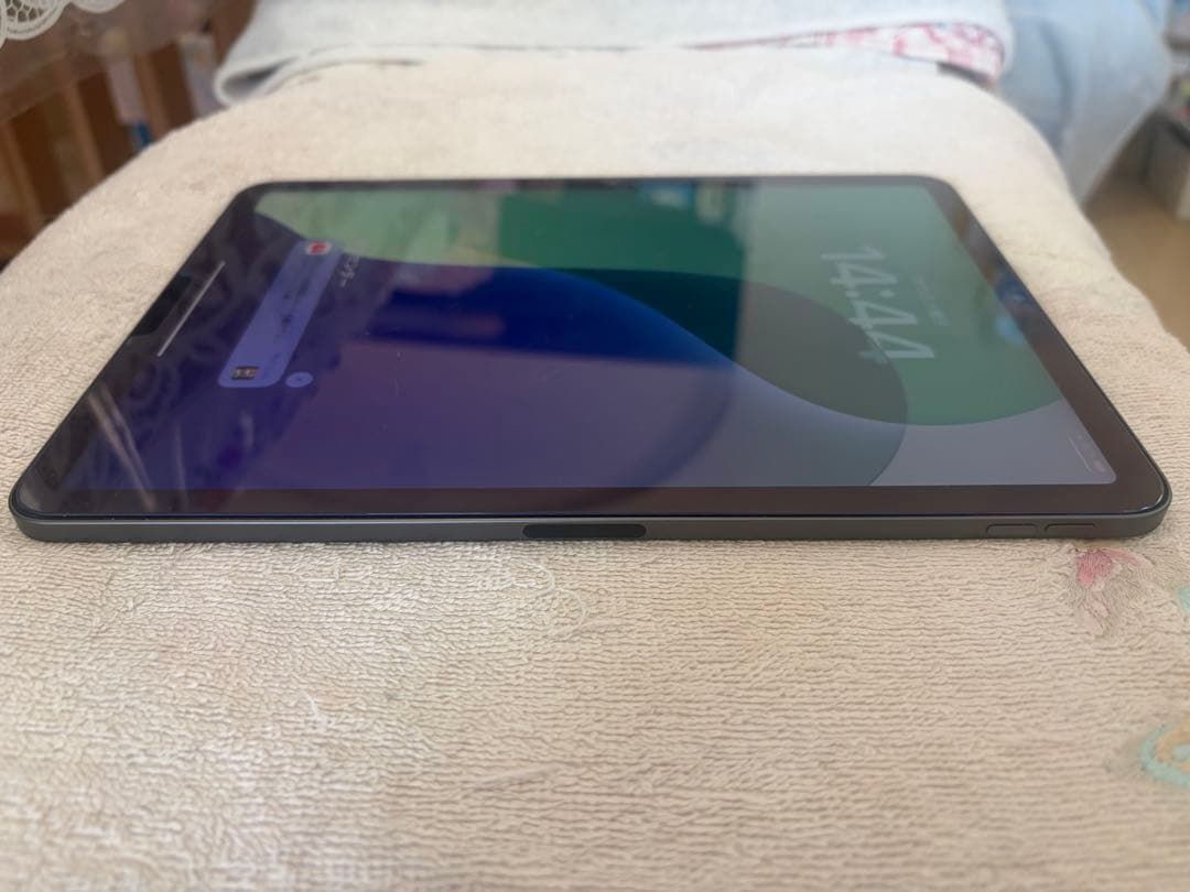 美品傷なしiPad Air5/5世代/64GB/wifiバッテリー最大容量96%