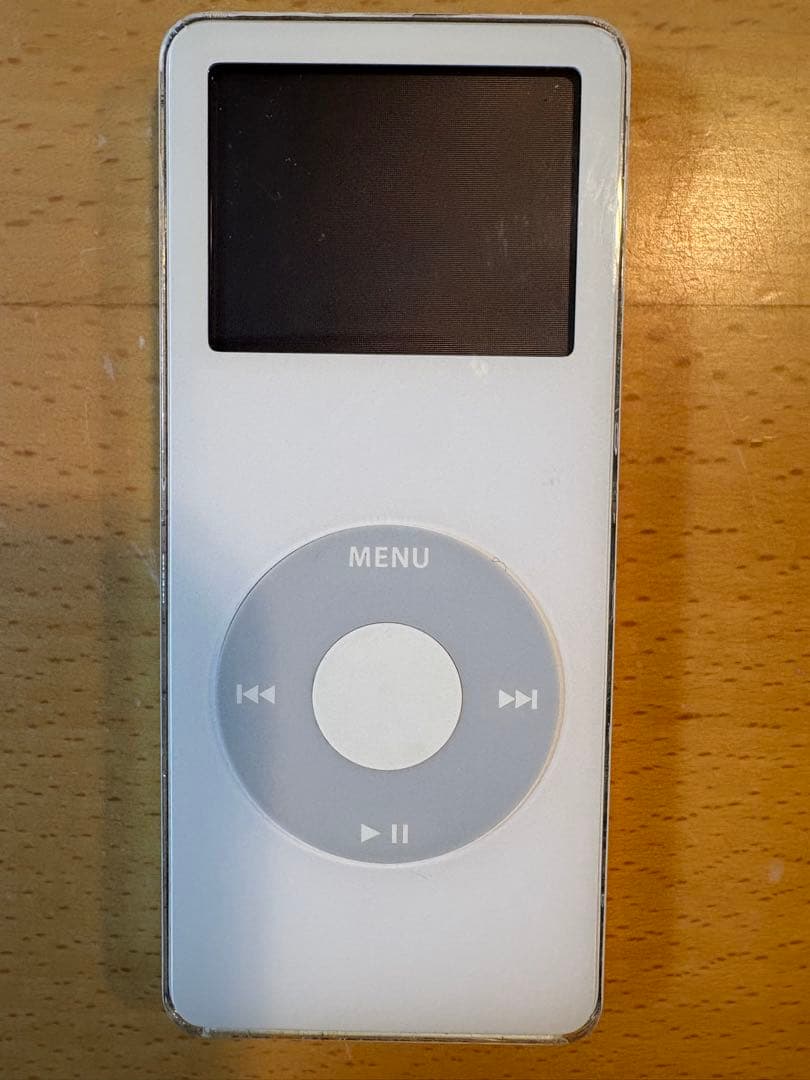 iPod nano 第1世代 1GB 本体色 ホワイト