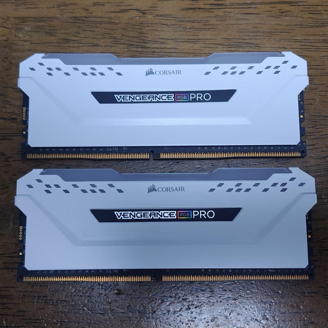 Corsair Vengeance RGB PRO DDR4 8GB2枚