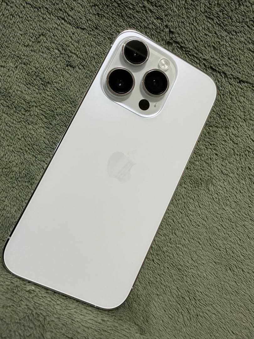 Apple iPhone 14 Pro シルバー 256GB SIMフリー