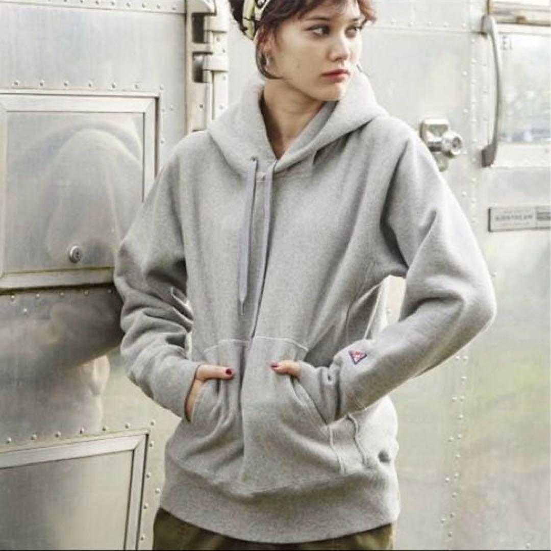 ヒステリックグラマー パーカー