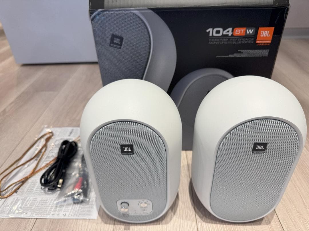 JBL 104-BTW-Y3 パワードモニタースピーカー