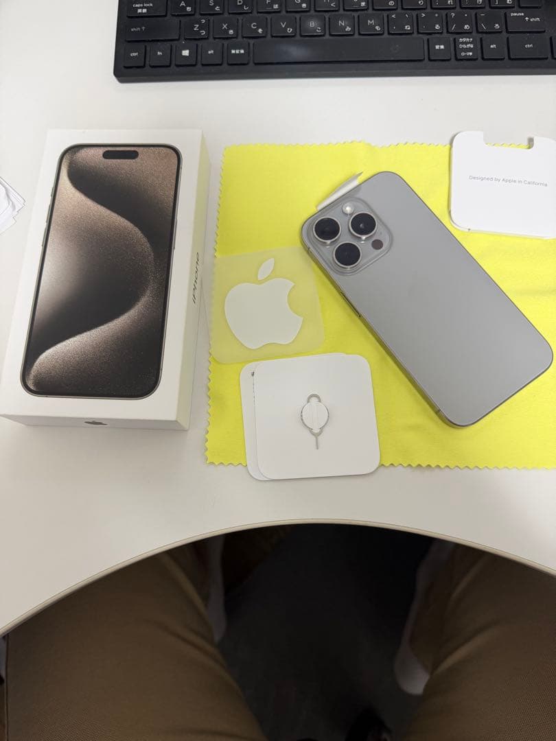 Apple iPhone 15 Pro シルバー 本体