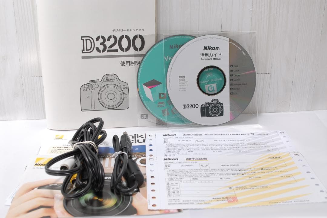 ✨元箱付き✨Nikon D3200 レンズキット 初心者 スマホ転送 一眼レフ