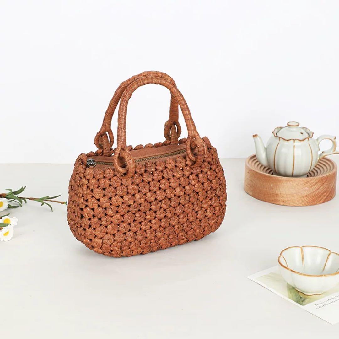 山葡萄　新品　山葡萄籠バッグ　桜皮籠　手作り　山葡萄かごバッグ　内布あり