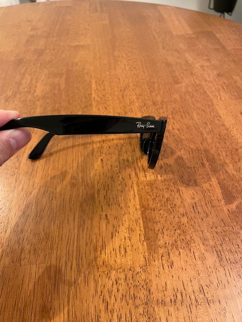 【値下げ】Ray-Ban ブラック サングラス ウェイファーラー