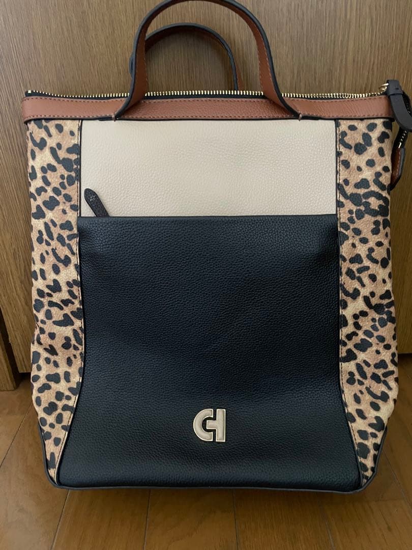 新品Cole Haan コールハーン、ヒョウ柄リュックサック