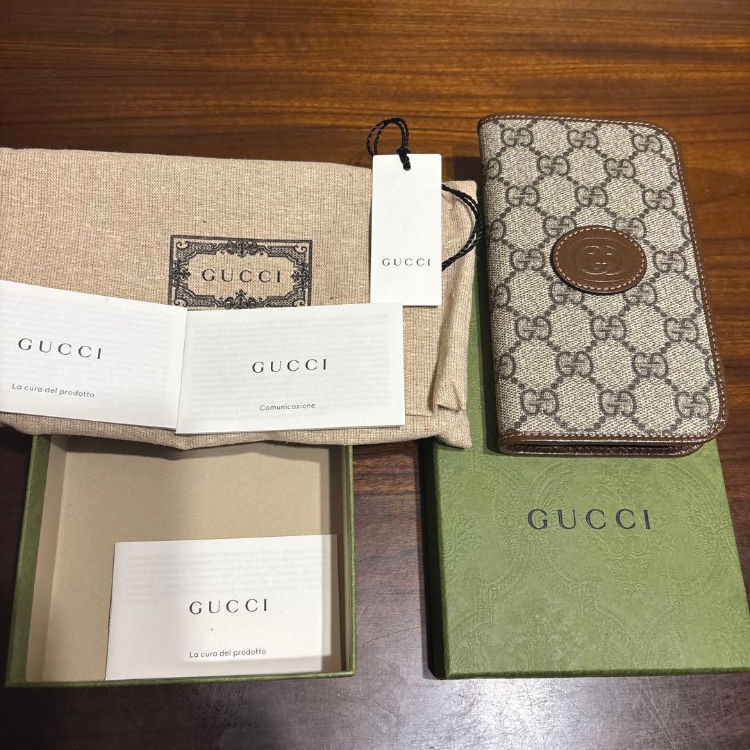GUCCI 手帳型iPhoneケース GGキャンバス