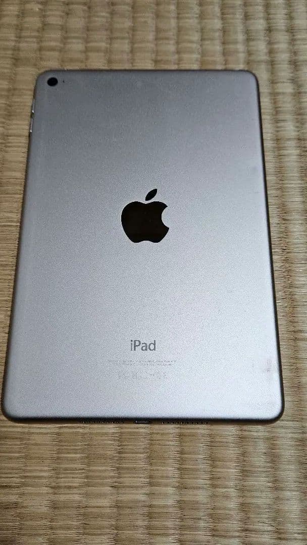 iPad mini 4 128GB wifiモデル
