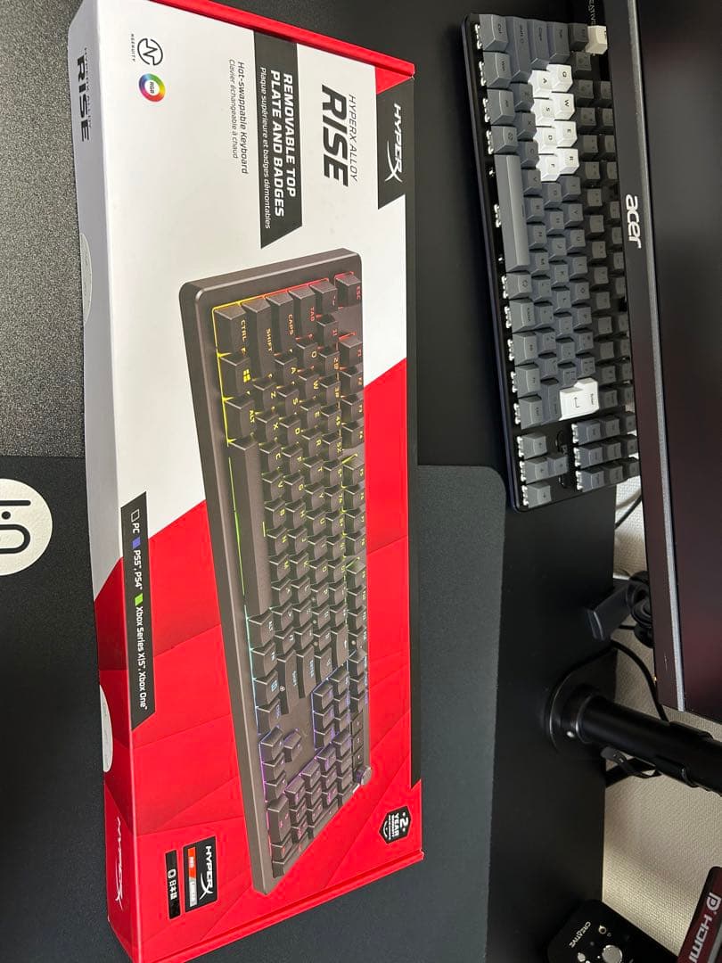 HyperX RIZE RGBメカニカルキーボード本体