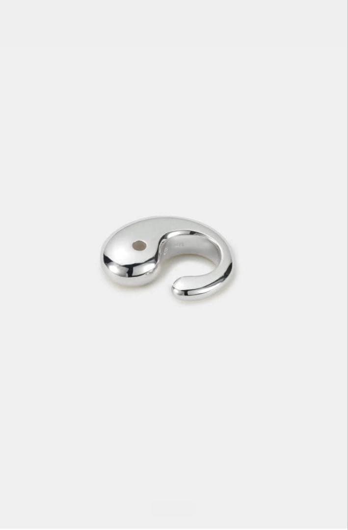 here's イヤーカフ