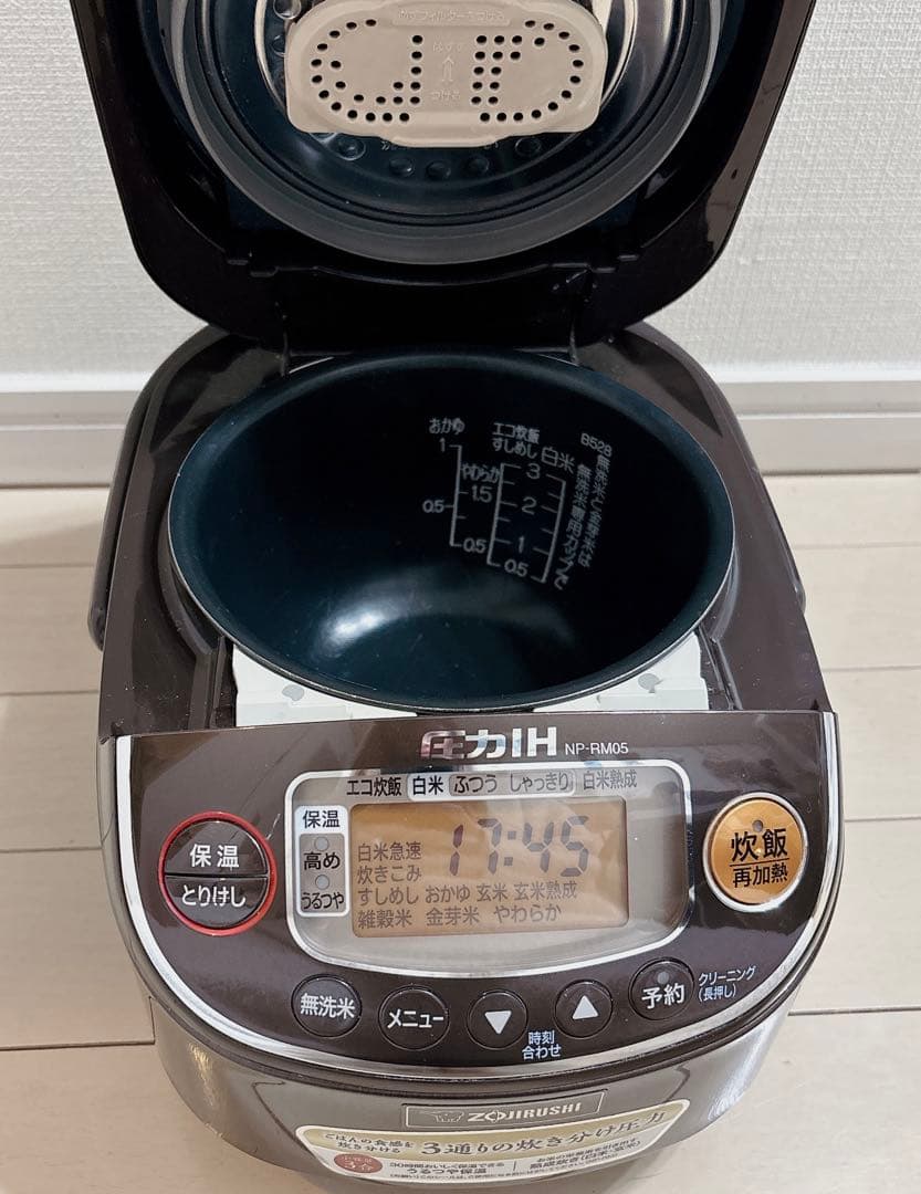象印 圧力IH炊飯器 極め炊き NP-RM05 ブラウン