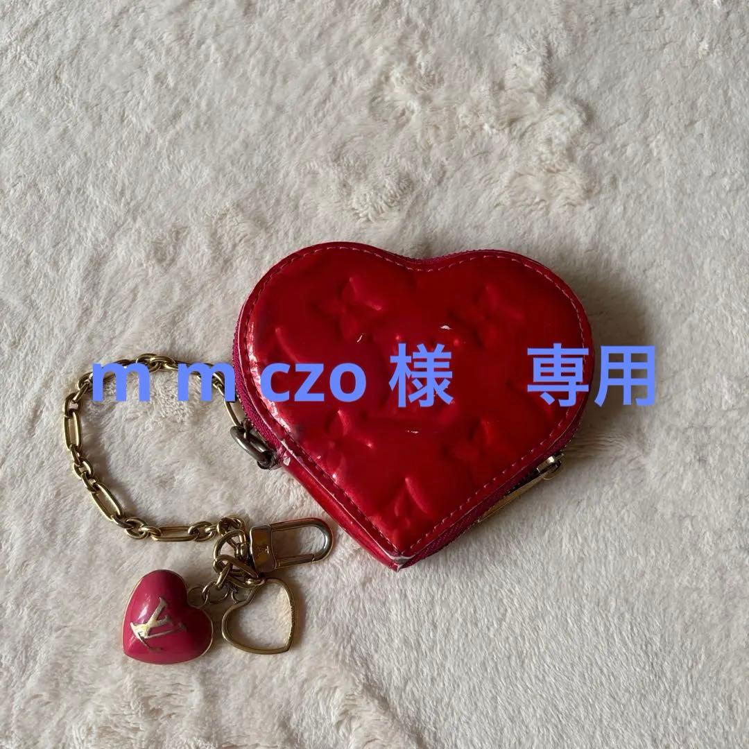 Louis Vuitton ハート型ケース レッド