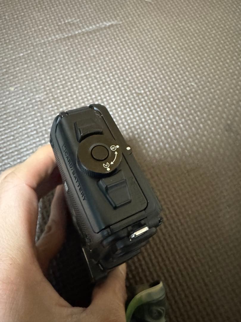 デジタルカメラ NIKON COOLPIX AW130