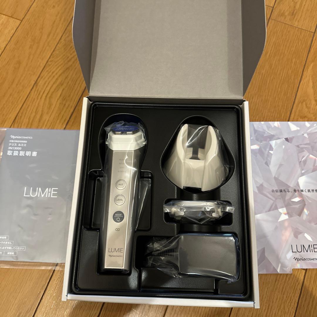 LUMIE 美顔器 本体・アタッチメント付き