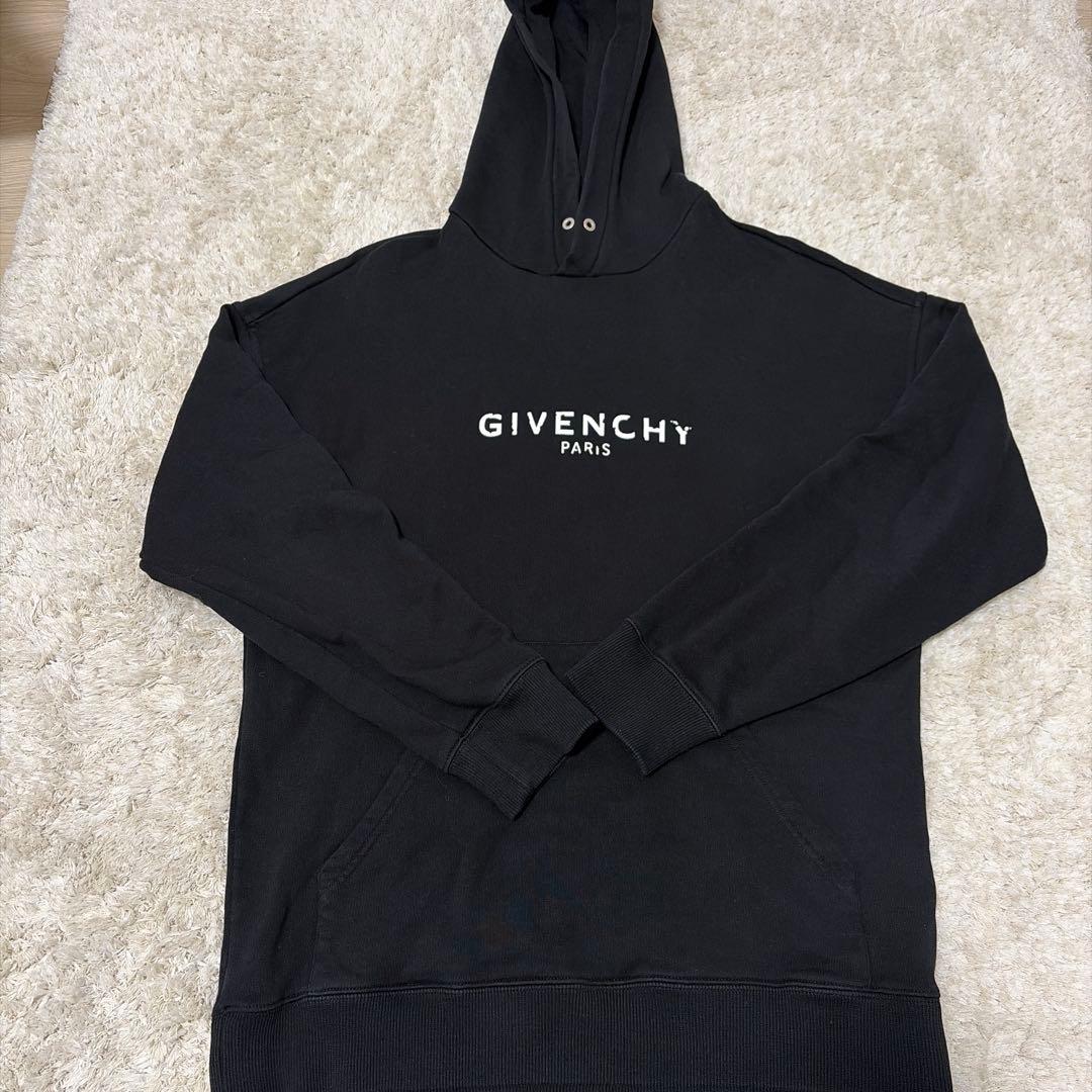 ペロ　GIVENCHY ジンバンシー フード付きパーカー　黒　トレーナー