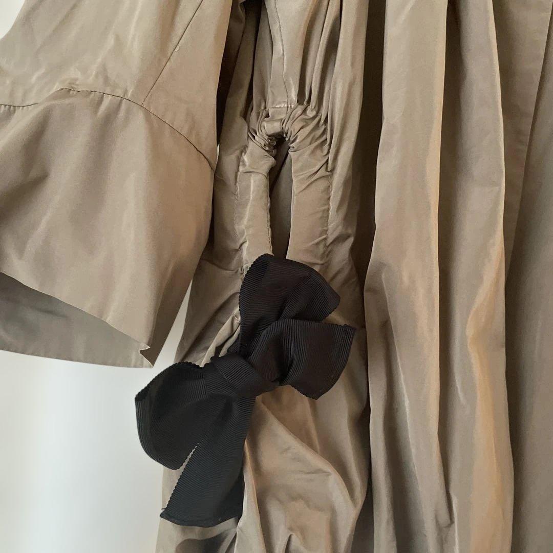 セール毎年完売商品美品BEARDSLEYタグ付バルーンリボンアウターモカ色