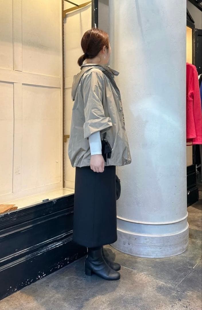 セール毎年完売商品美品BEARDSLEYタグ付バルーンリボンアウターモカ色