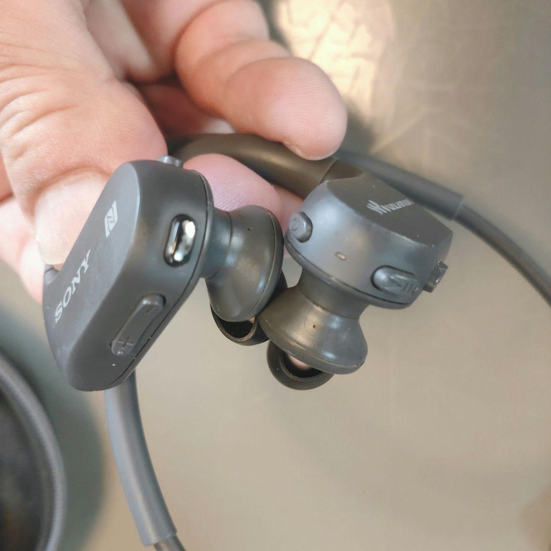 ソニー ヘッドホン一体型ウォークマン Wシリーズ NW-WS623