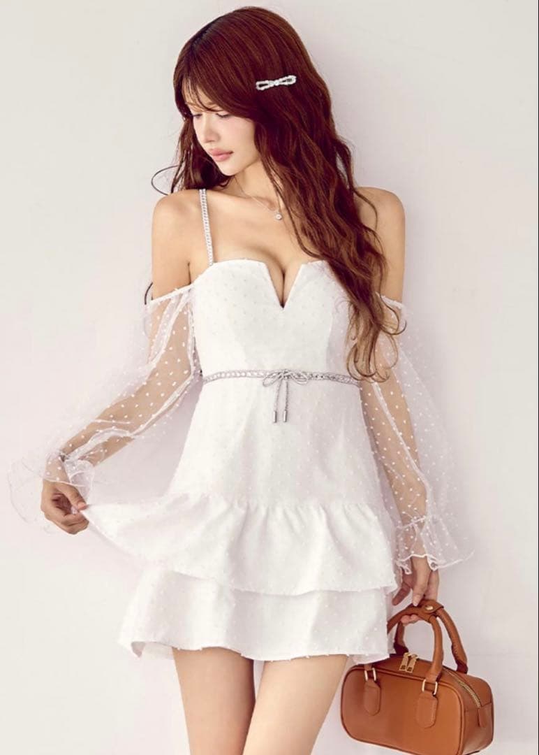 Jewels ホワイトオフショルダードレス