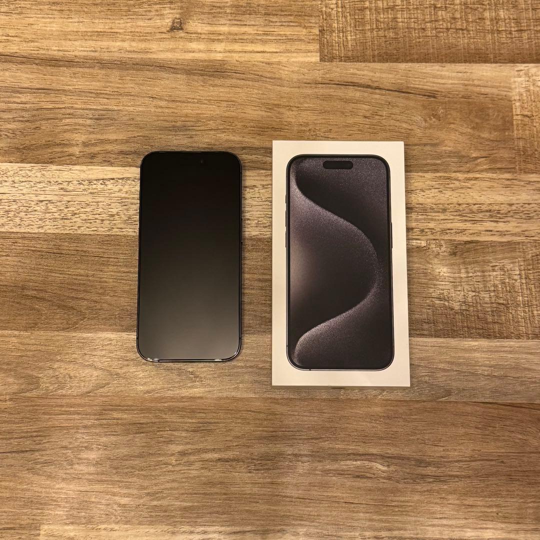 iPhone 15Pro 128GBブラックチタニウム 本体 SIMフリー